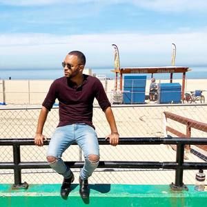 Meet your Posher, James